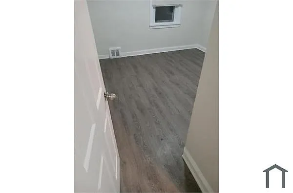 4767 Genevieve Ave photo 1