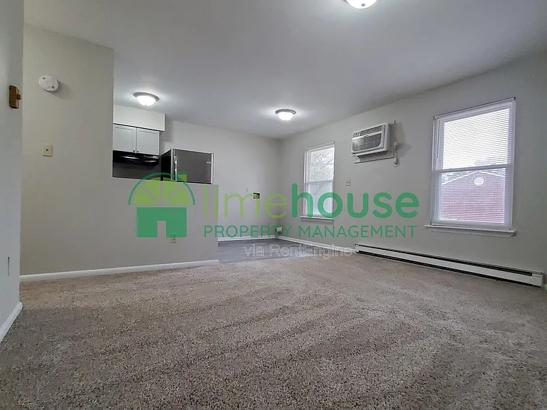 9117 Chesapeake Blvd #4 — Photo 8