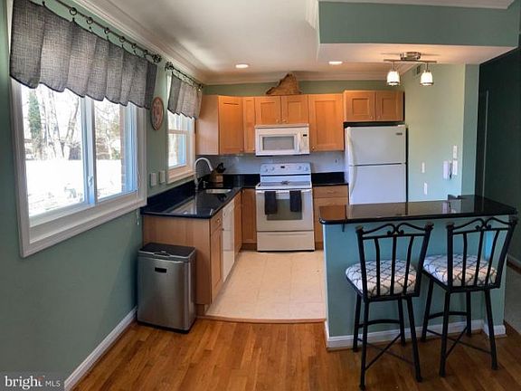 4th image of 6206 Bren Mar Dr