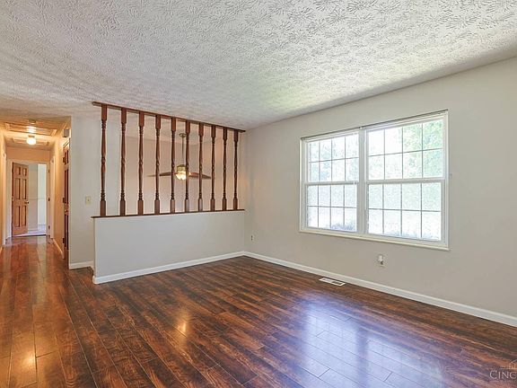 4th image of 7807 Heatherglen Dr