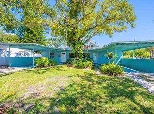 113 Oak Ave, Cocoa Beach, FL 32931