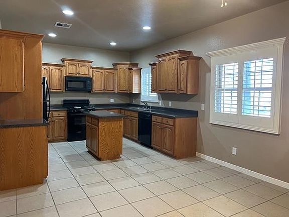 4th image of 11435 Soto Ln
