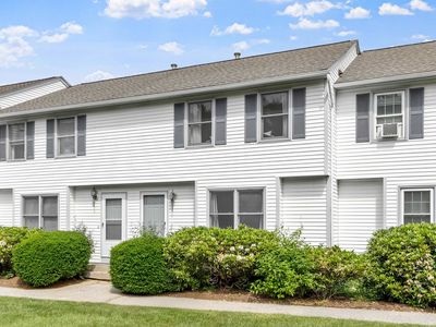 32 Lochmere Lane, Nashua, NH, 03063