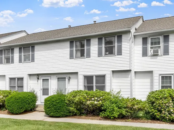 32 Lochmere Lane, Nashua, NH 03063