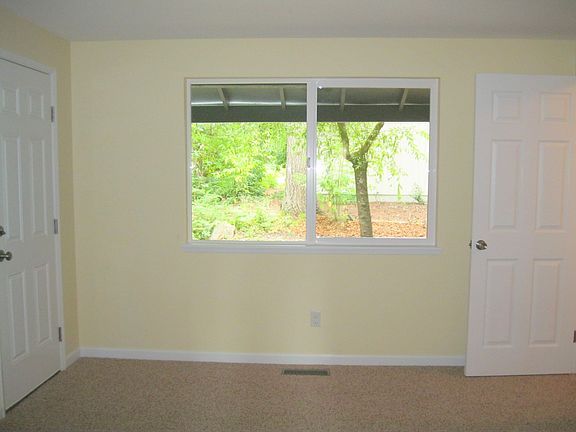 2nd image of 7120 Sierra Dr SE
