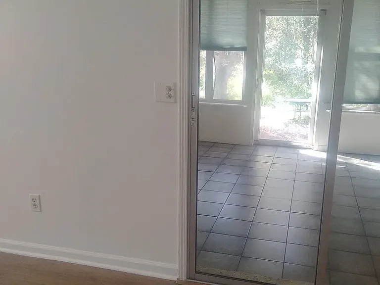 2792 Sandusky Ave W — Photo 11