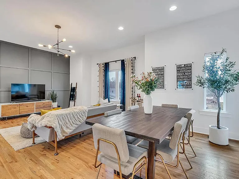 603 Snyder Ave — Photo 4