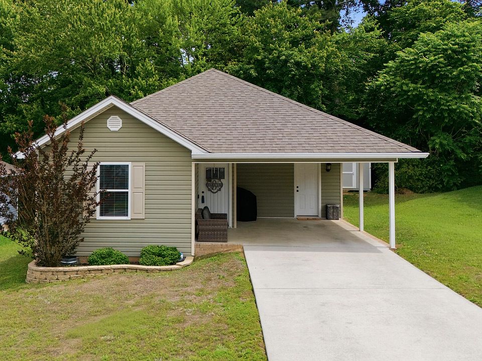 1st image of 1676 Southern Heights Cir SE