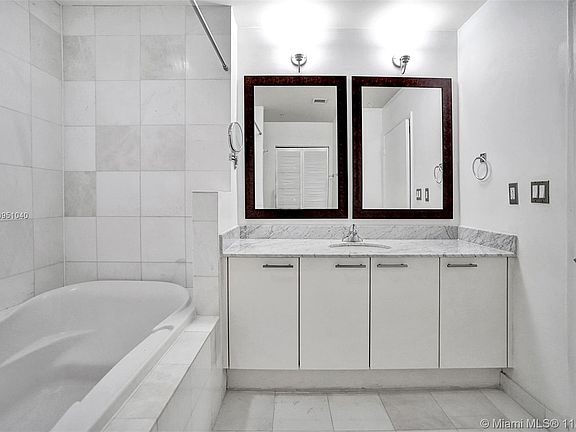 5th image of 2001 Meridian Ave APT 328