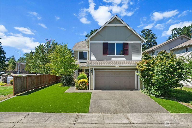 2nd image of 17912 14th Avenue Ct E