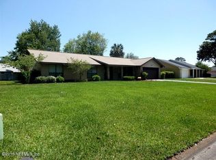 2307 The Woods Dr E, Jacksonville, FL 32246