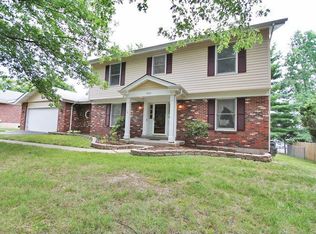 1366 White Rd, Chesterfield, MO 63017