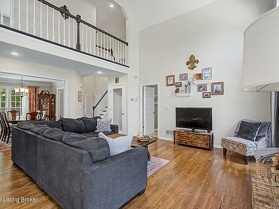 4th image of 3508 Colonial Springs Rd