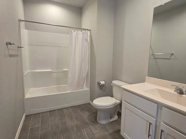 3209 Tazanita Loop SE — Photo 5