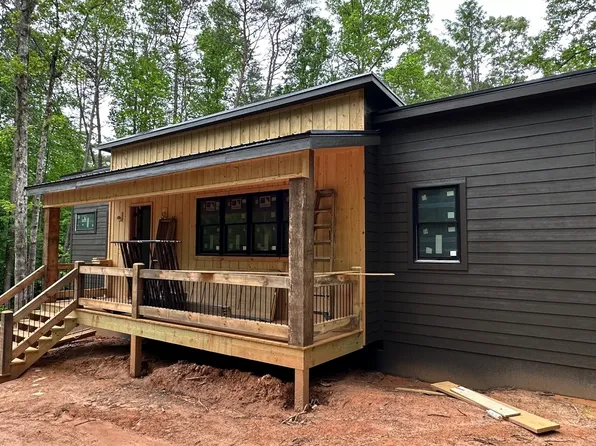 23 Shermans Ct, McCaysville, GA 30555