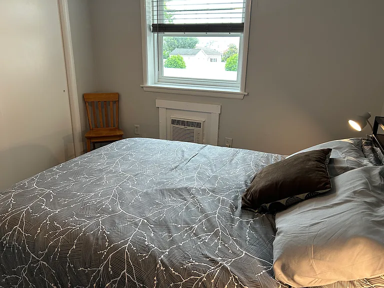 9600 Amherst Ave #2 — Photo 10