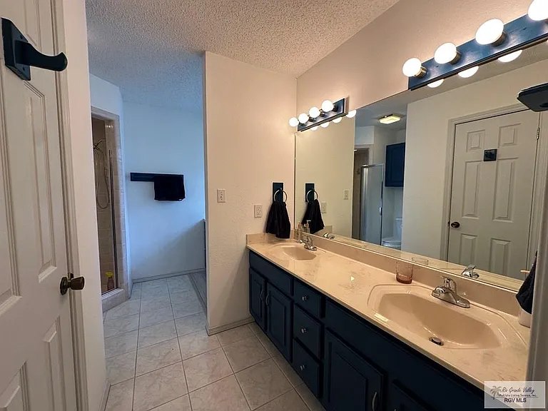 33 Shenandoah River Dr — Photo 21