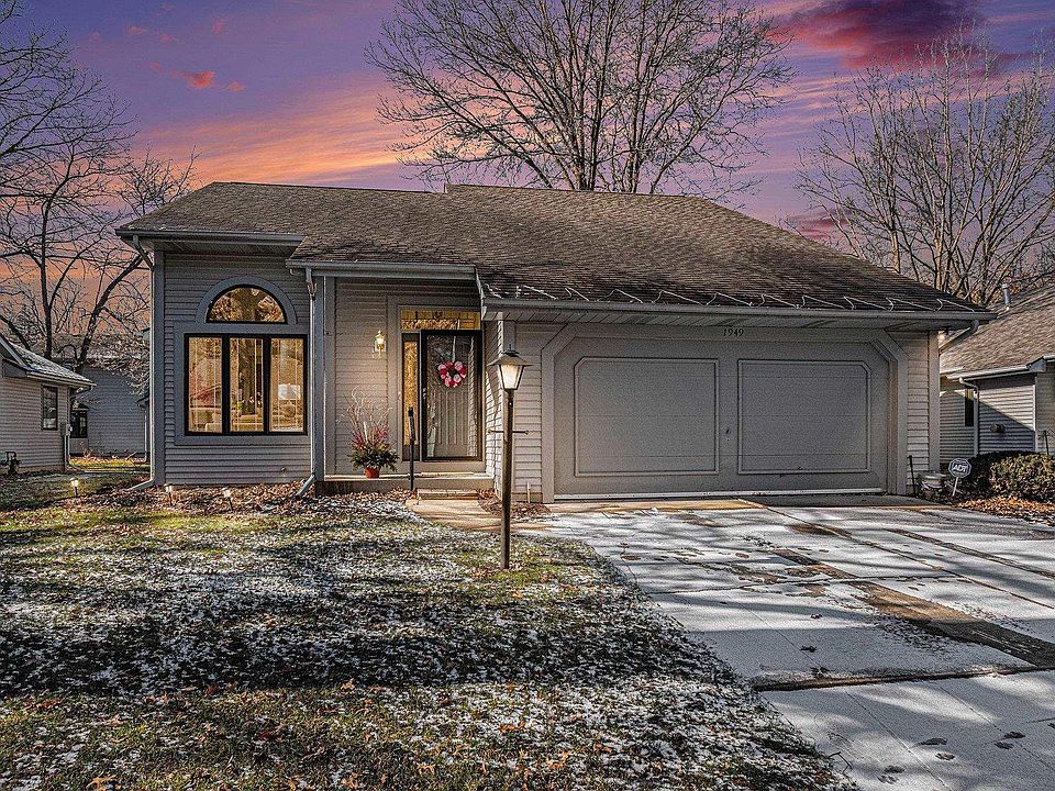 1st image of 1949 Creekbank Ln