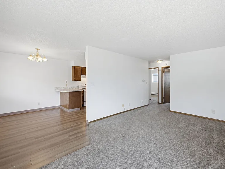 2264 S Colorado Ave — Photo 8