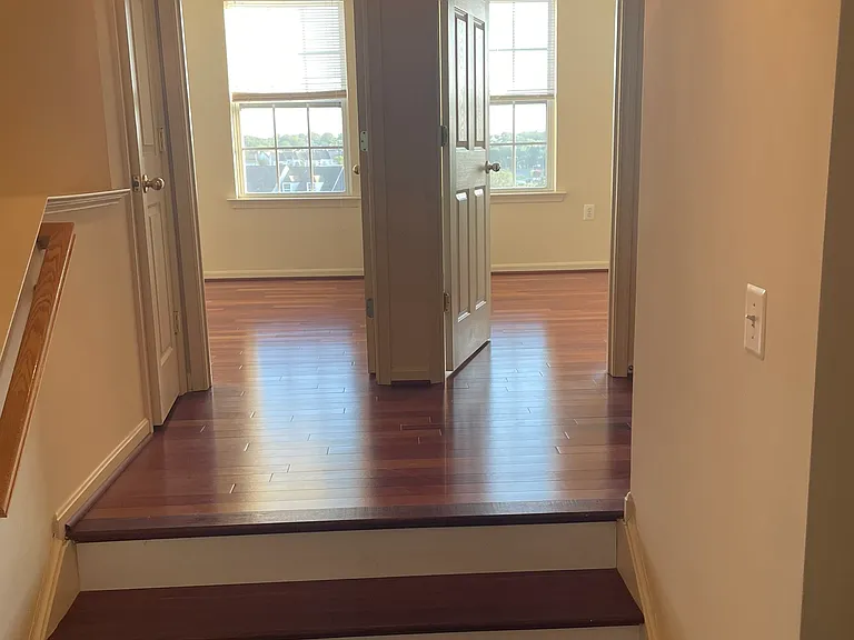 825 Bluefield Sq NE — Photo 10