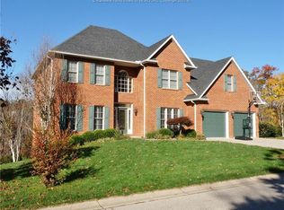 13 Jamestown Rd, Charleston, WV 25314