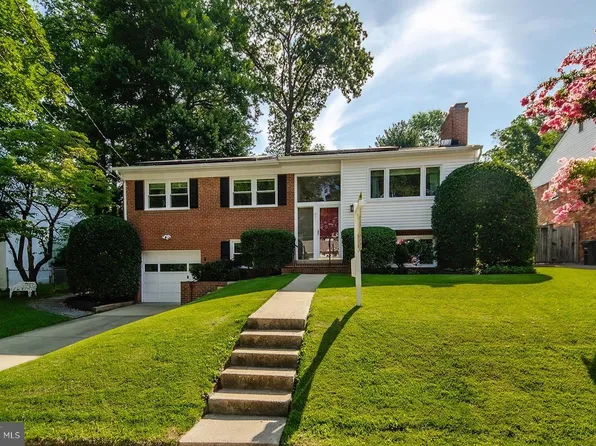 971 N Rochester St, Arlington, VA 22205