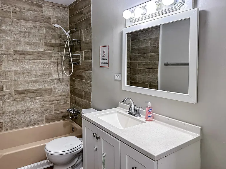 Scott Dr — Photo 7