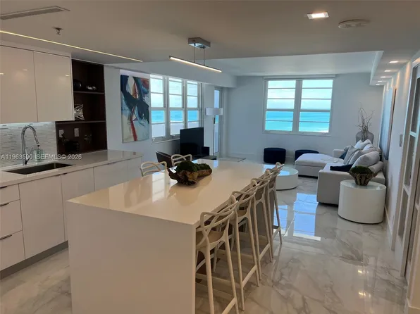 100 Lincoln Rd, Miami Beach, FL