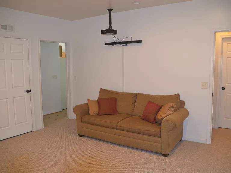 25 Tracey Ln — Photo 34