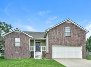 703 Almondwood Pl, La Vergne, TN 37086