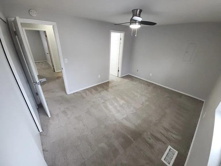 38 NE 143rd Ave — Photo 37