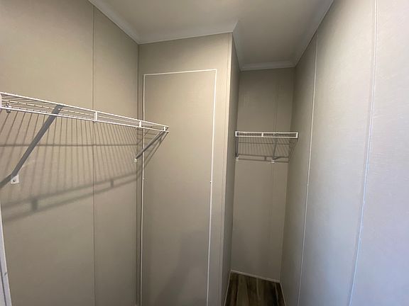 3rd image of 117 S Lafayette Blvd #117