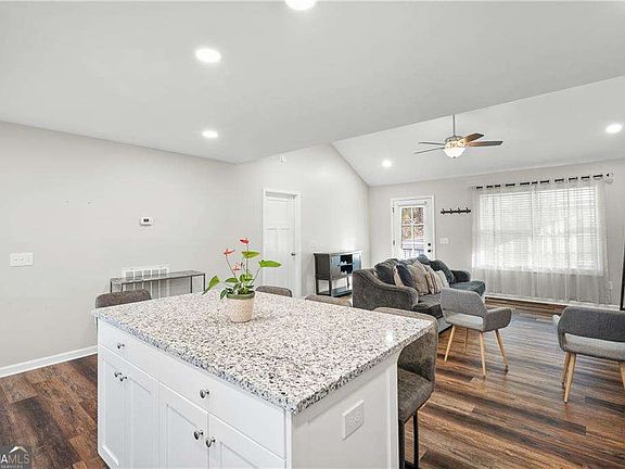 5th image of 2708 Quarles Rd