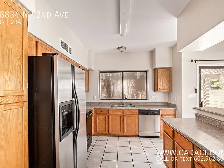 18834 N 42nd Ave — Photo 14