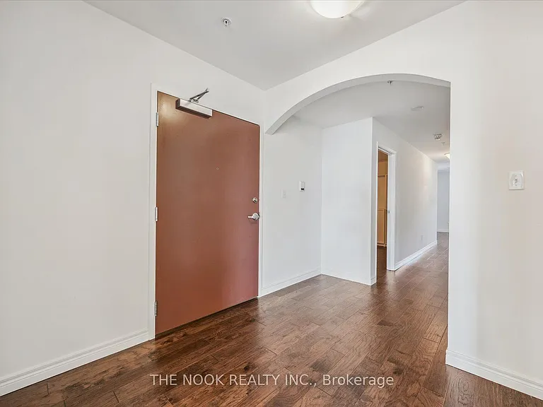 38 Walton St #308 — Photo 2