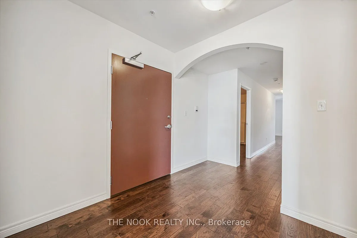 Building Photo - 38 Walton St #308