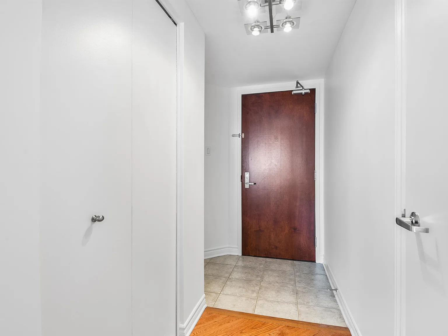 200 Rideau Street — Photo 3