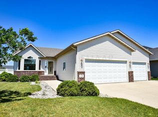 138 15th Ave E, West Fargo, ND 58078