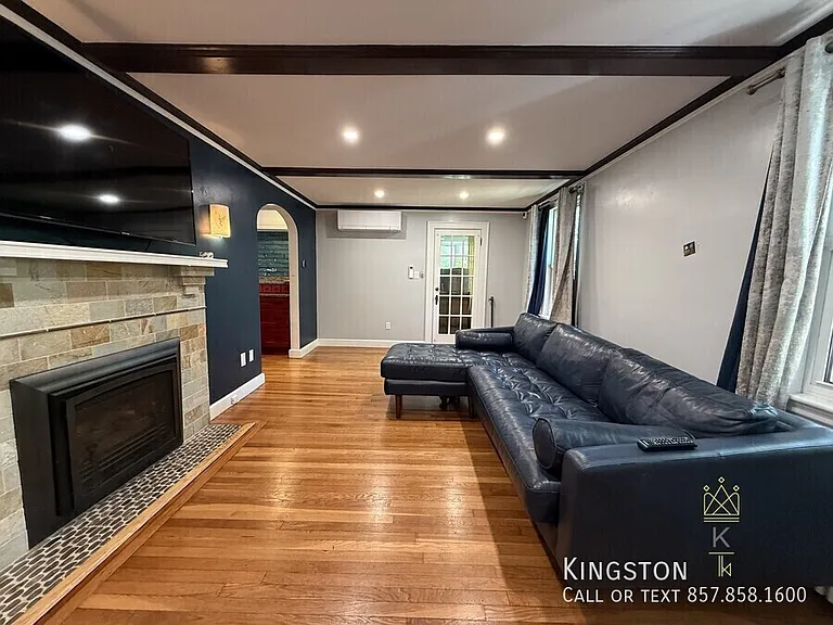 36 Risley Rd — Photo 2