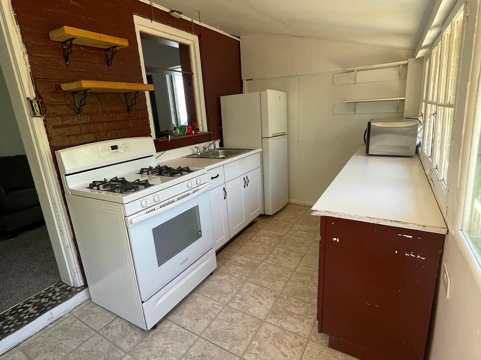 1 bed, 450 sqft, $1,500 — Photo 2