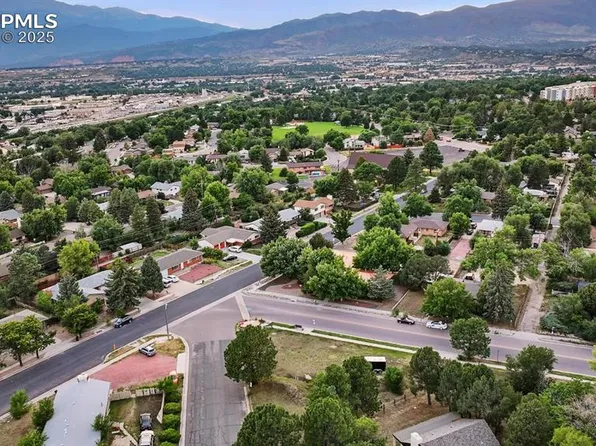 3821 Meadow Ln, Colorado Springs, CO 80907