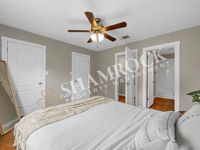 1107 Primrose Dr — Photo 17