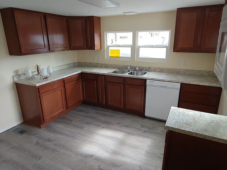 5849 W Flying M St — Photo 2