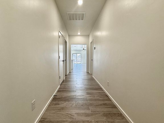 4th image of 7541 Clarion Way