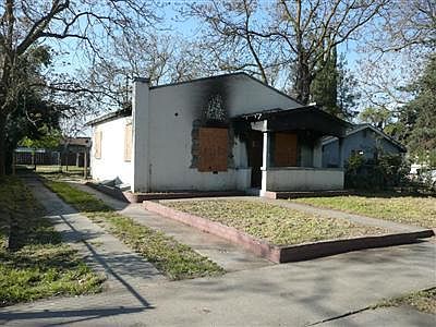 1st image of 219-219 1/2 Ruberto St