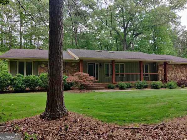 205 Aberdeen Dr, Peachtree City, GA 30269