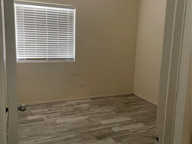 2303 Radiant Beam Ave — Photo 4
