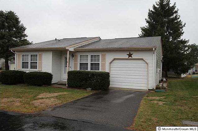 1st image of 9 Caribou Drive