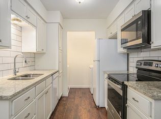 2107 Mistletoe Ave, Fort Worth, TX 76110