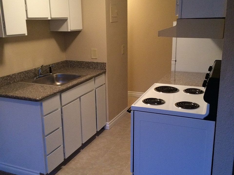 1st image of 1320 Boren Ave APT 305